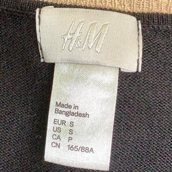 H&M Knit Blouse With Scalloped Trim And Bow Size S - Picture 8 of 12